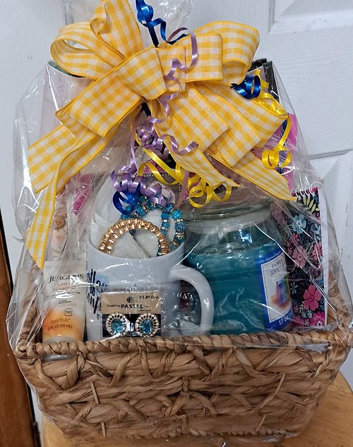 Large Jewels & Joy Gift Basket